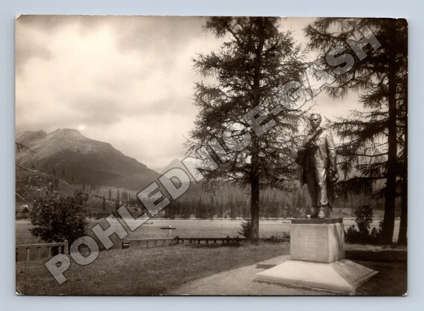 Pohlednice Slovensko Štrbské Pleso Památník SNP 1959 (M35480)