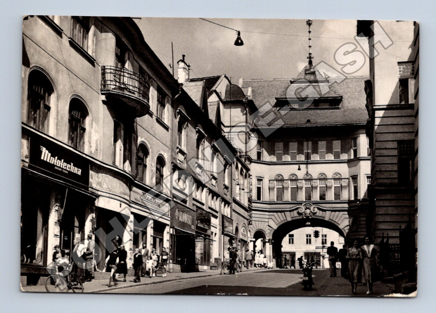 Pohlednice Slovensko Banská Bystrica ulica s bránou 1941 (M35524)