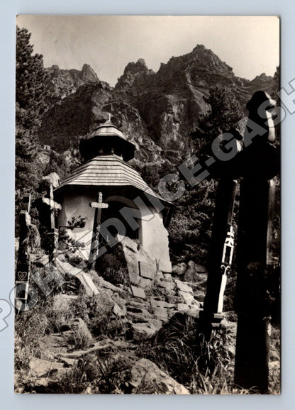 Pohlednice Slovensko Vysoké Tatry Symbolický cintorín 1968 (M35531)