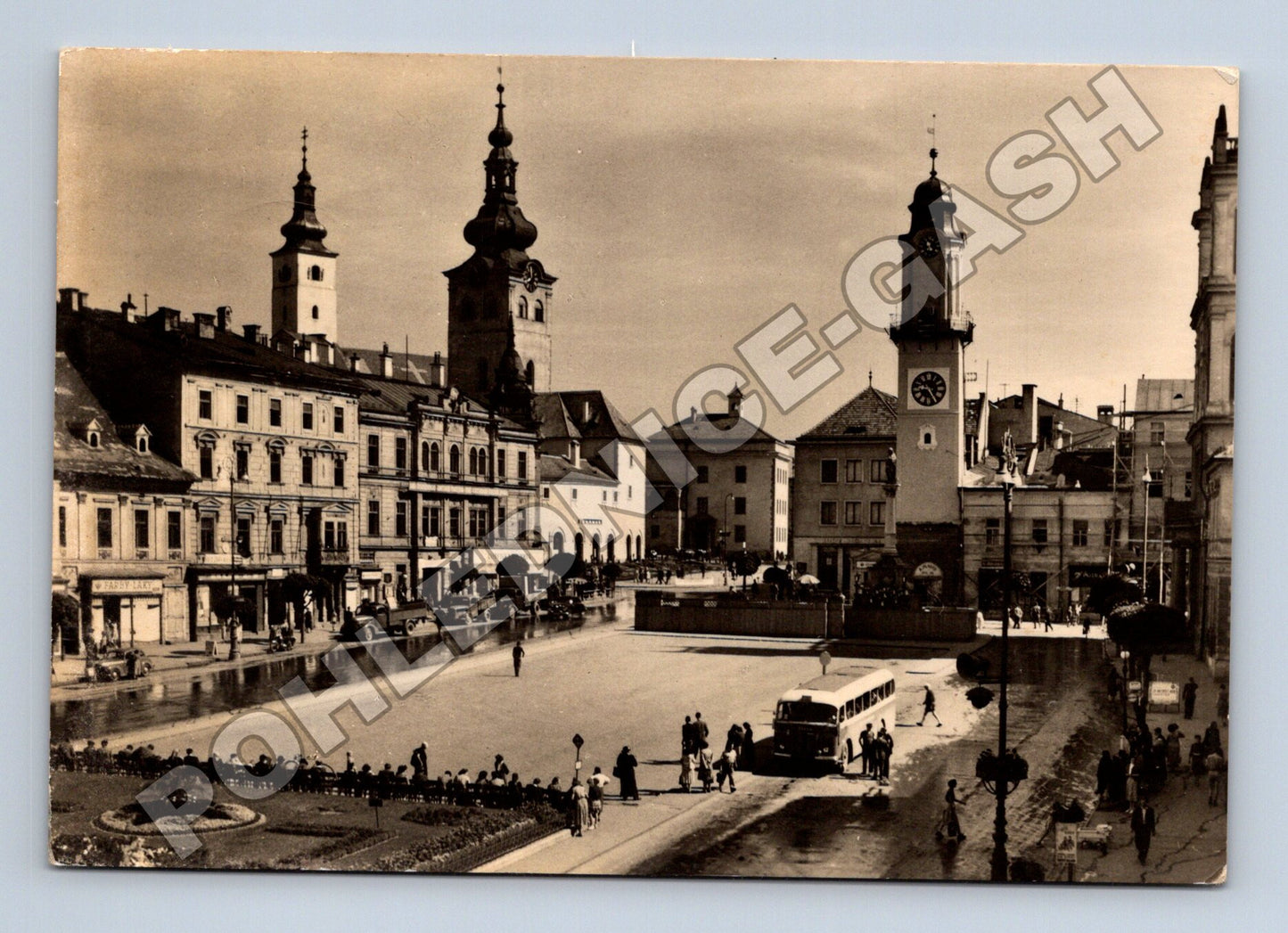 Pohlednice Slovensko Banská Bystrica náměstí 1946 (M35602)