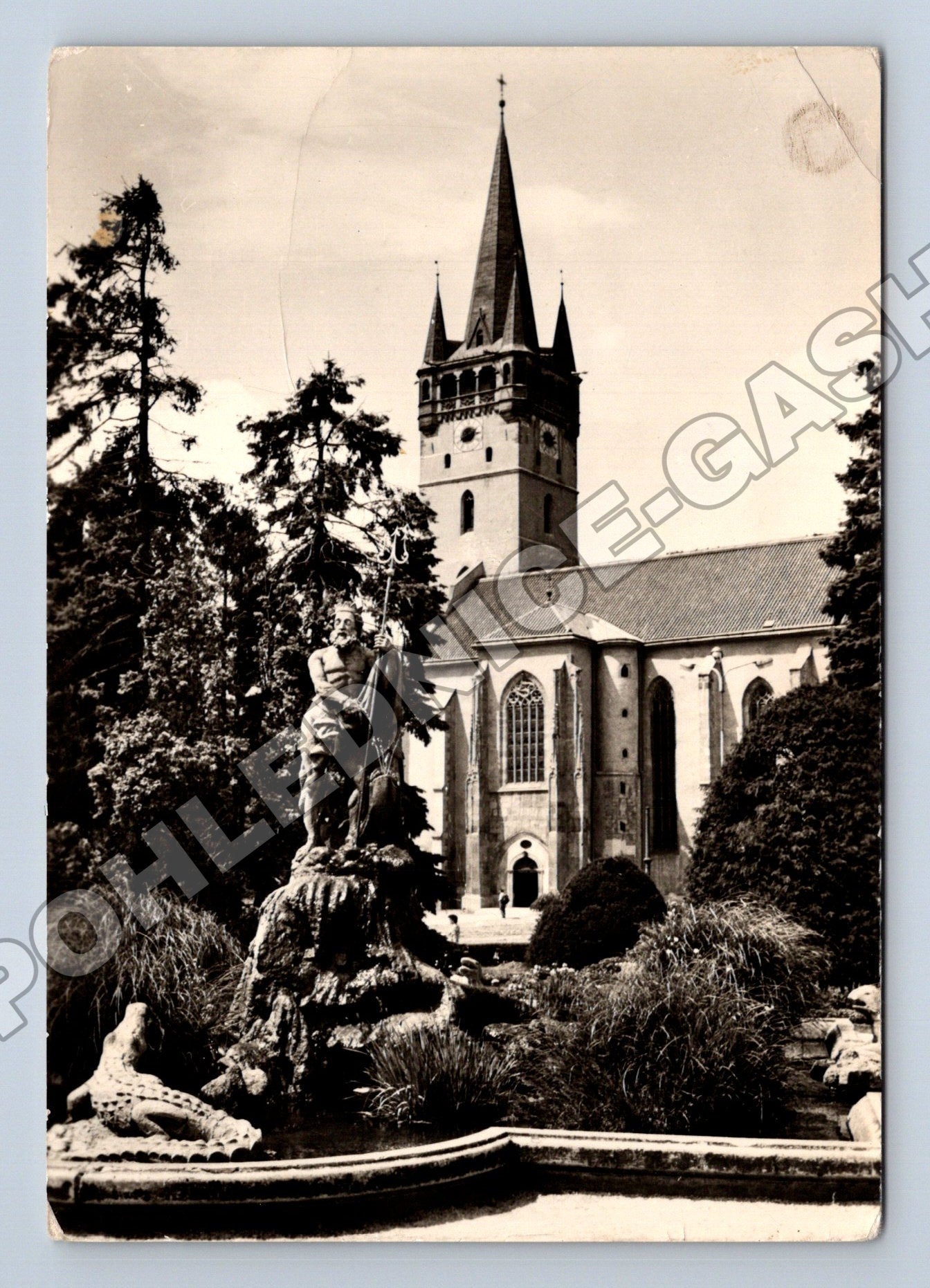 Pohlednice Slovensko Prešov kostel 1966 (M35615)