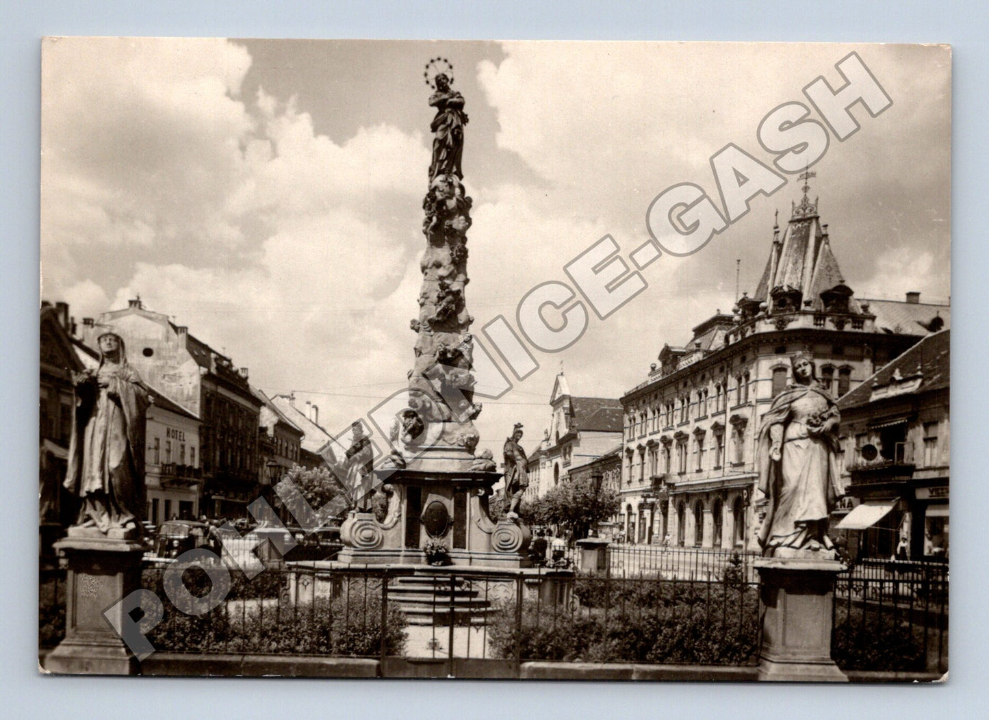 Slovensko Košice mariánský sloup Leninova ulice cca 1960 (M35765)