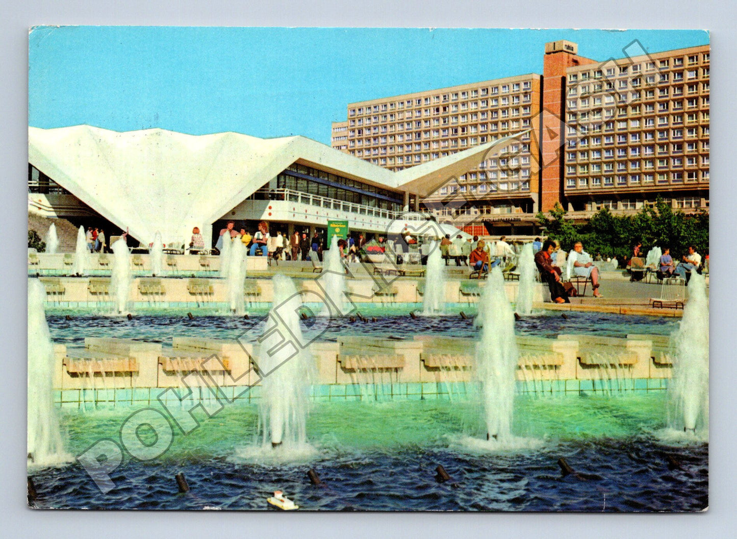 Pohlednice Německo Berlín fontány před televizní věží 1985 (M36024)