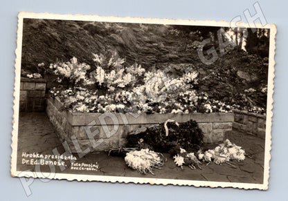 Pohlednice Hrobka Edvarda Beneše do 1950 (M3612)