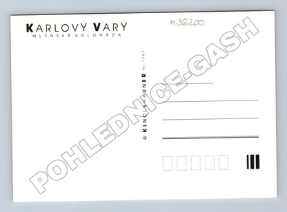 Pohlednice Karlovy Vary Mlynská kolonáda dav (M36200)