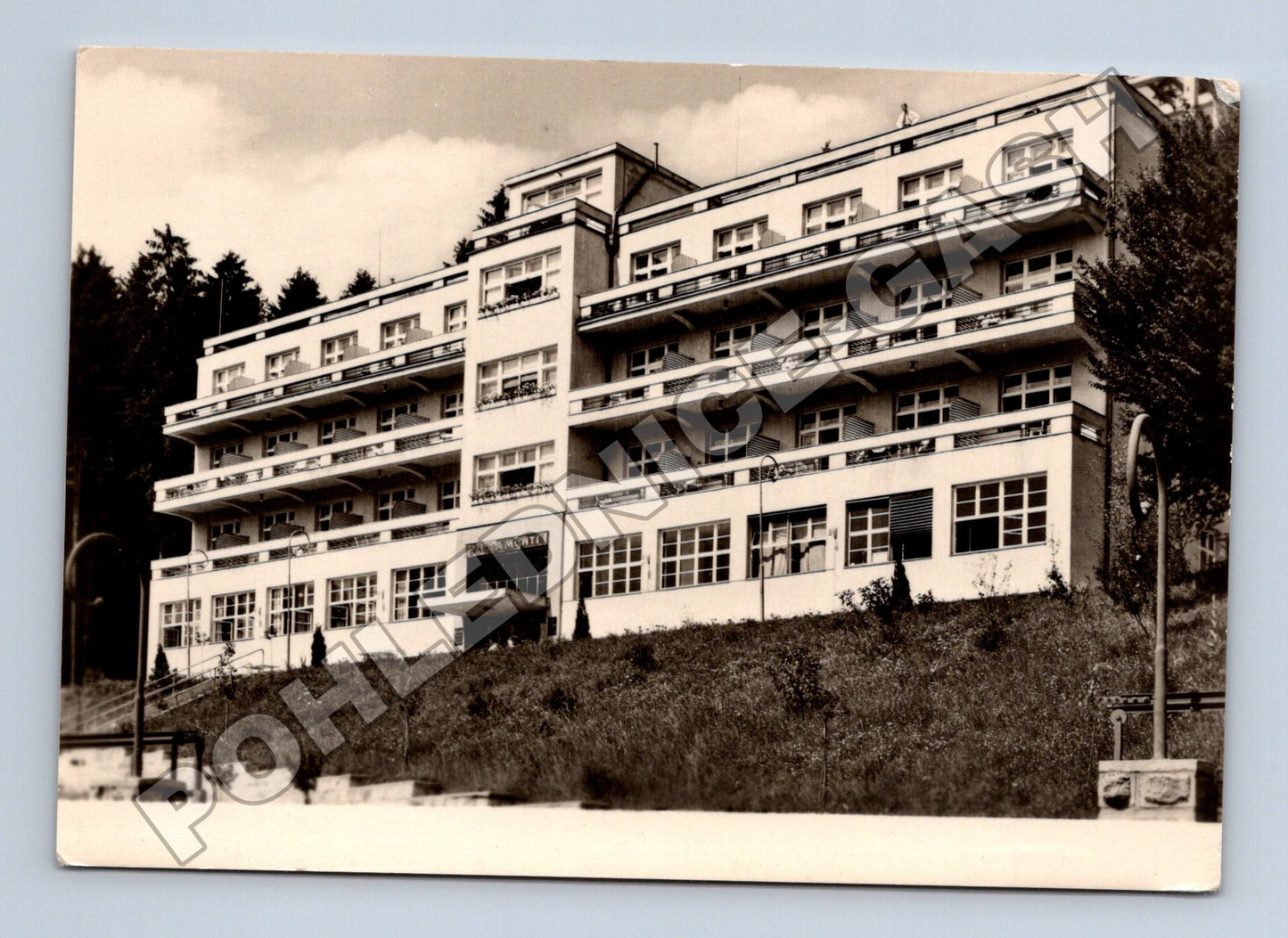Pohlednice Luhačovice Dům dr. Sekaniny (M36231)