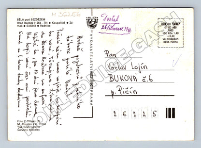 Pohlednice Bělá pod Bezdězem hrad Bezděz a město 198x (M36256)