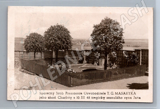 Pohlednice Masarykovy Lány hrob TGM (M3696)