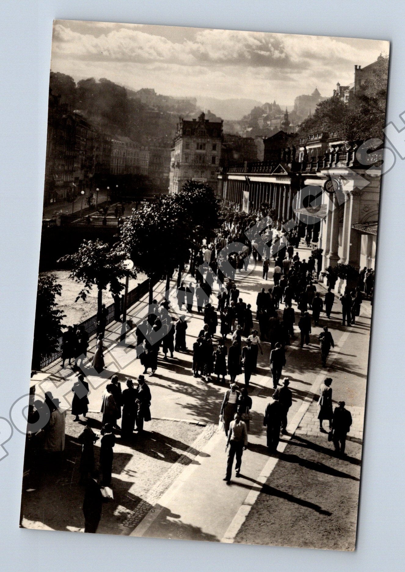 Pohlednice Lidé průvod Československo-sovětské přátelství (M36977)