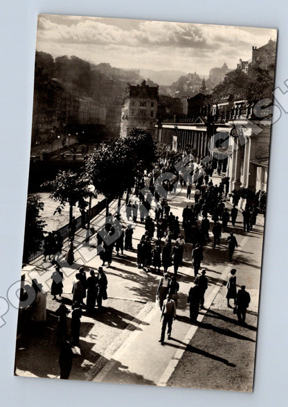 Pohlednice Lidé průvod Československo-sovětské přátelství (M36977)