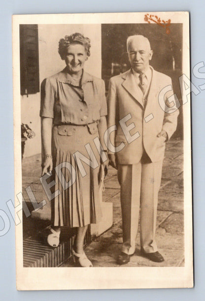 Pohlednice dvojice osob černobílá (M3702)