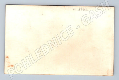 Pohlednice dvojice osob černobílá (M3702)