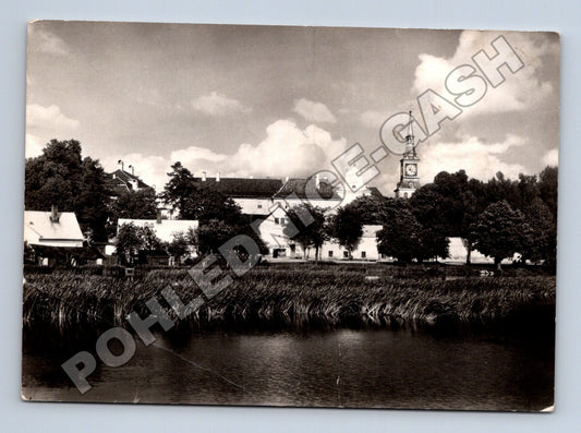 Pohlednice Žďár nad Sázavou kostel a rybník 1957 (M37029)