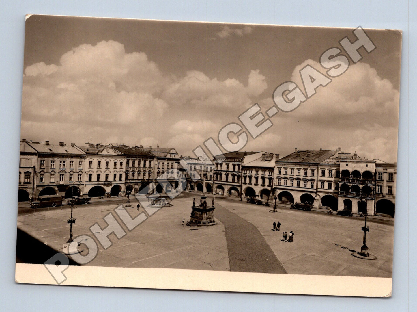 Pohlednice Nový Jičín Leninovo náměstí 1975 (M37035)
