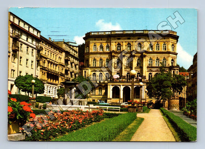 Pohlednice Mariánské Lázně Mírové náměstí 1980 (M37052)