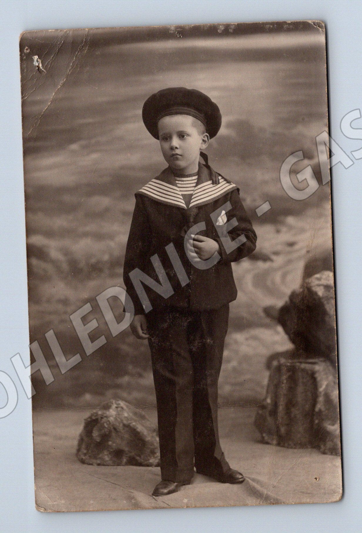 Pohlednice chlapec v námořnickém obleku (M3706)