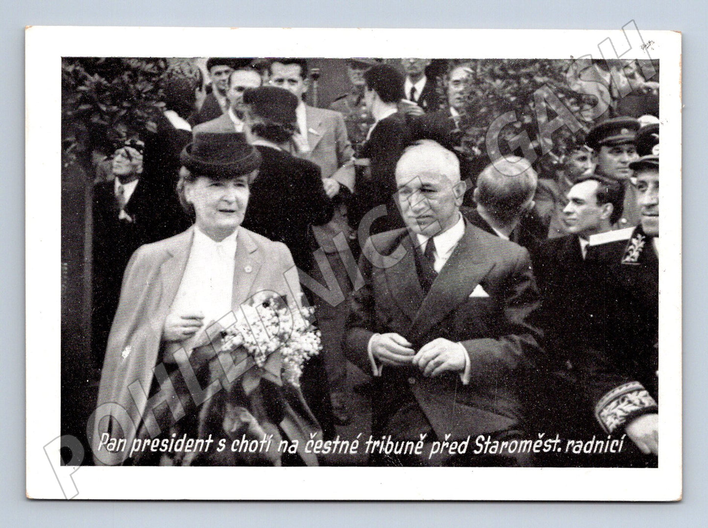 Pohlednice prezident s chotí tribuna (M3728)