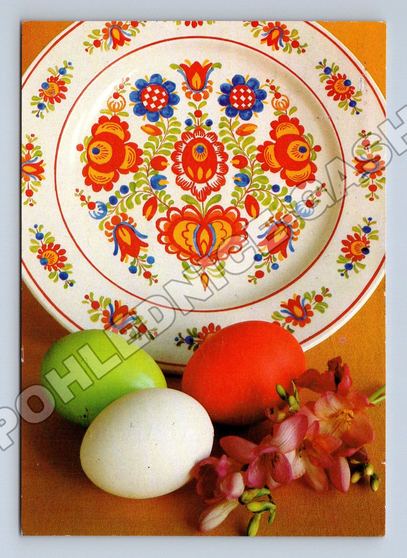Pohlednice Velikonoční motiv zdobený talíř a vejce 1980 (M37297)