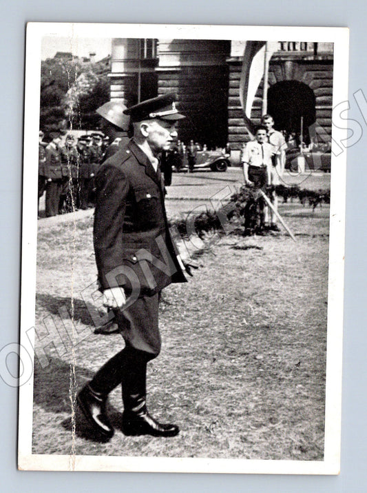 Pohlednice prezident klade věnec (M3731)