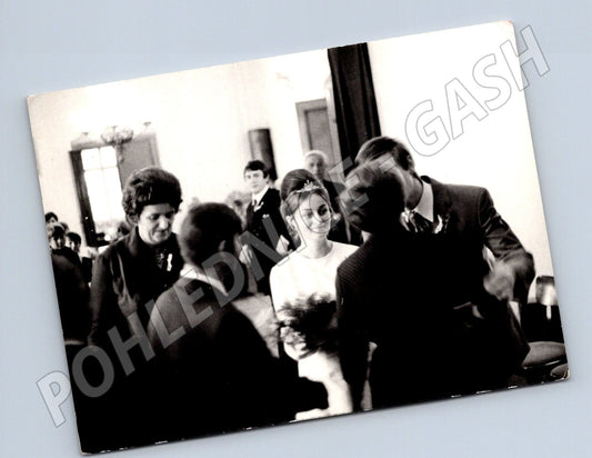 Pohlednice svatební obřad portrét (M3742)