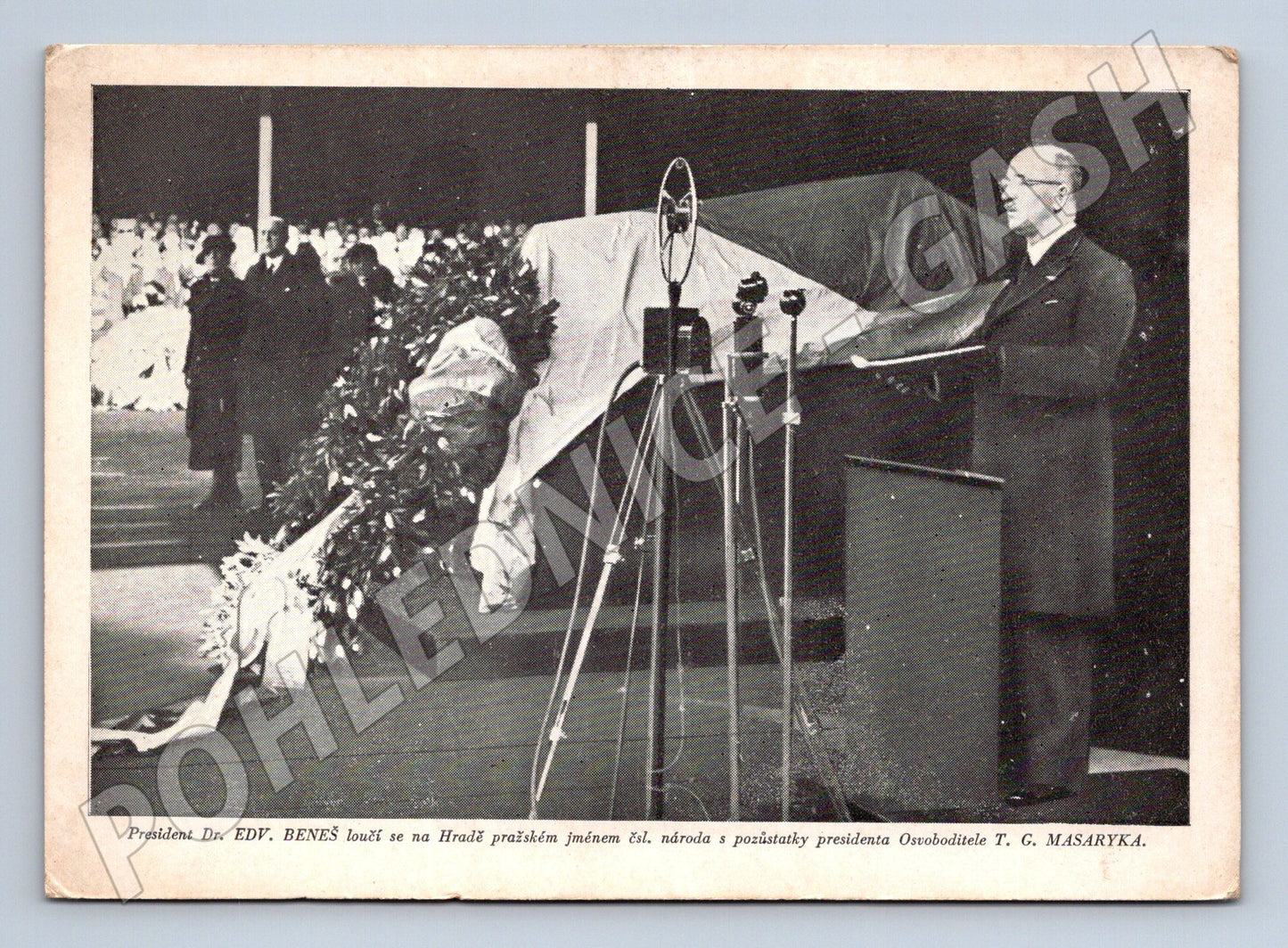 Pohlednice Beneš u rakve T G Masaryka (M3750)