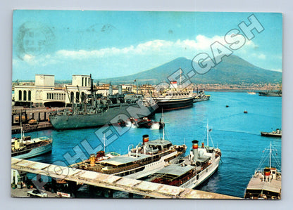 Pohlednice Itálie Neapol přístav Vesuvius 1965 (M37615)