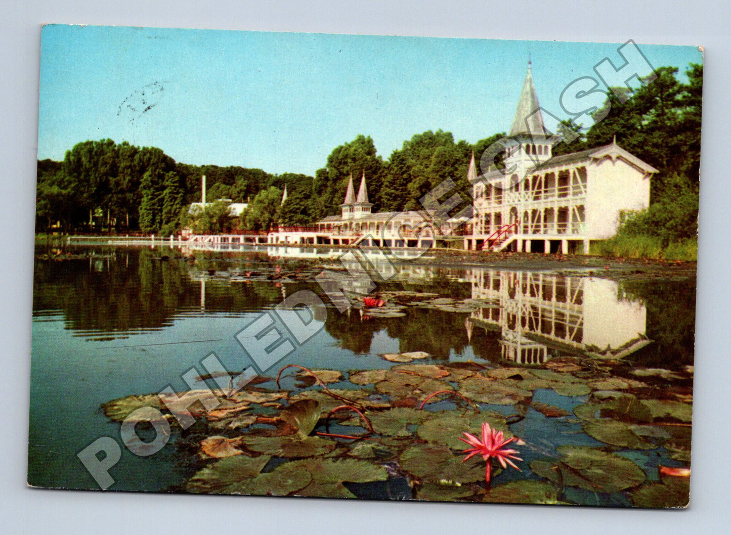Pohlednice Maďarsko Hévíz lázeňský dům na jezeře 1973 (M37790)