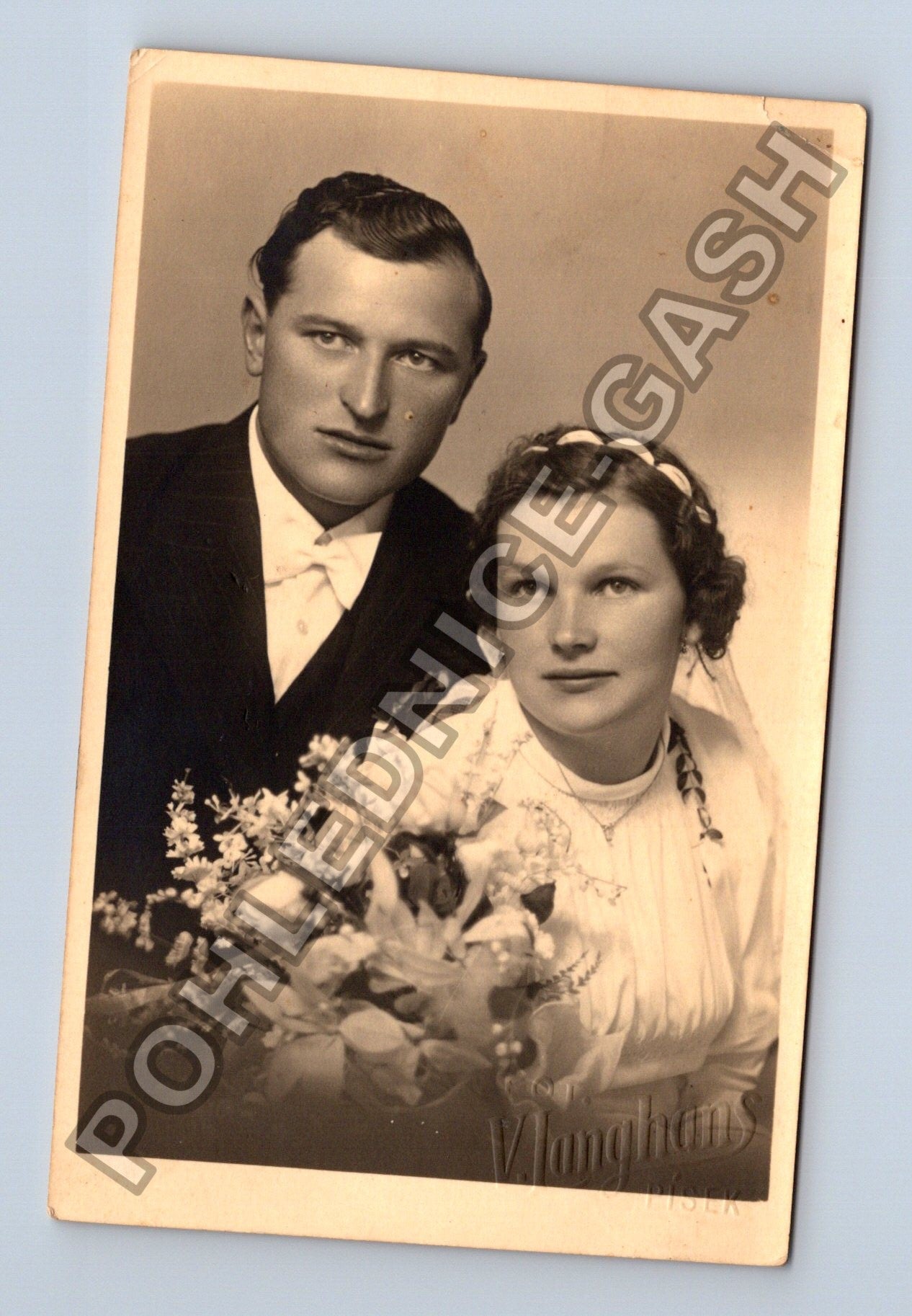 Stará fotografie Svatební portrét pár kytice (M37970)