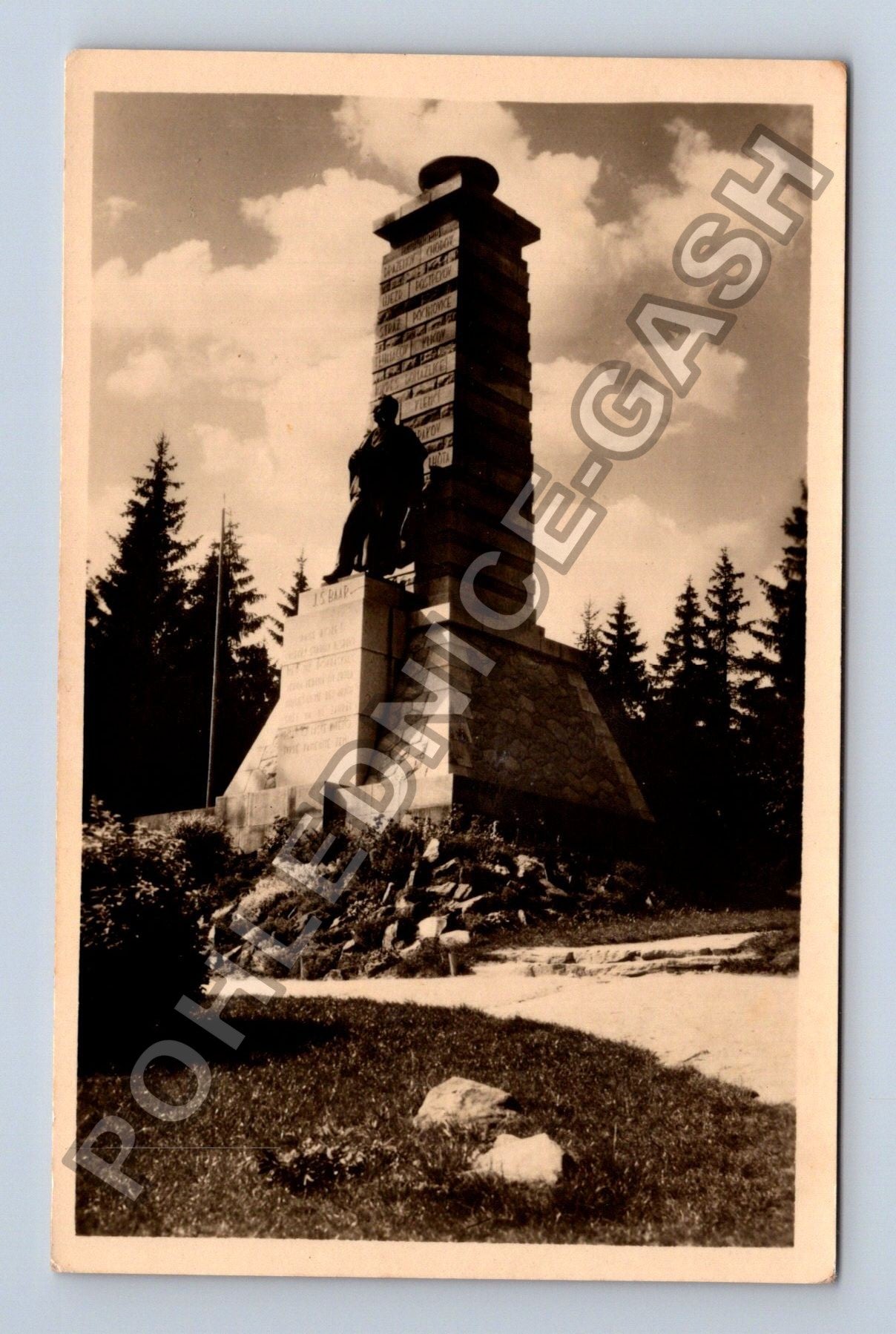 Pohlednice Šumava Domažlicko Baarův pomník na Výhledech 1957 (M38000)