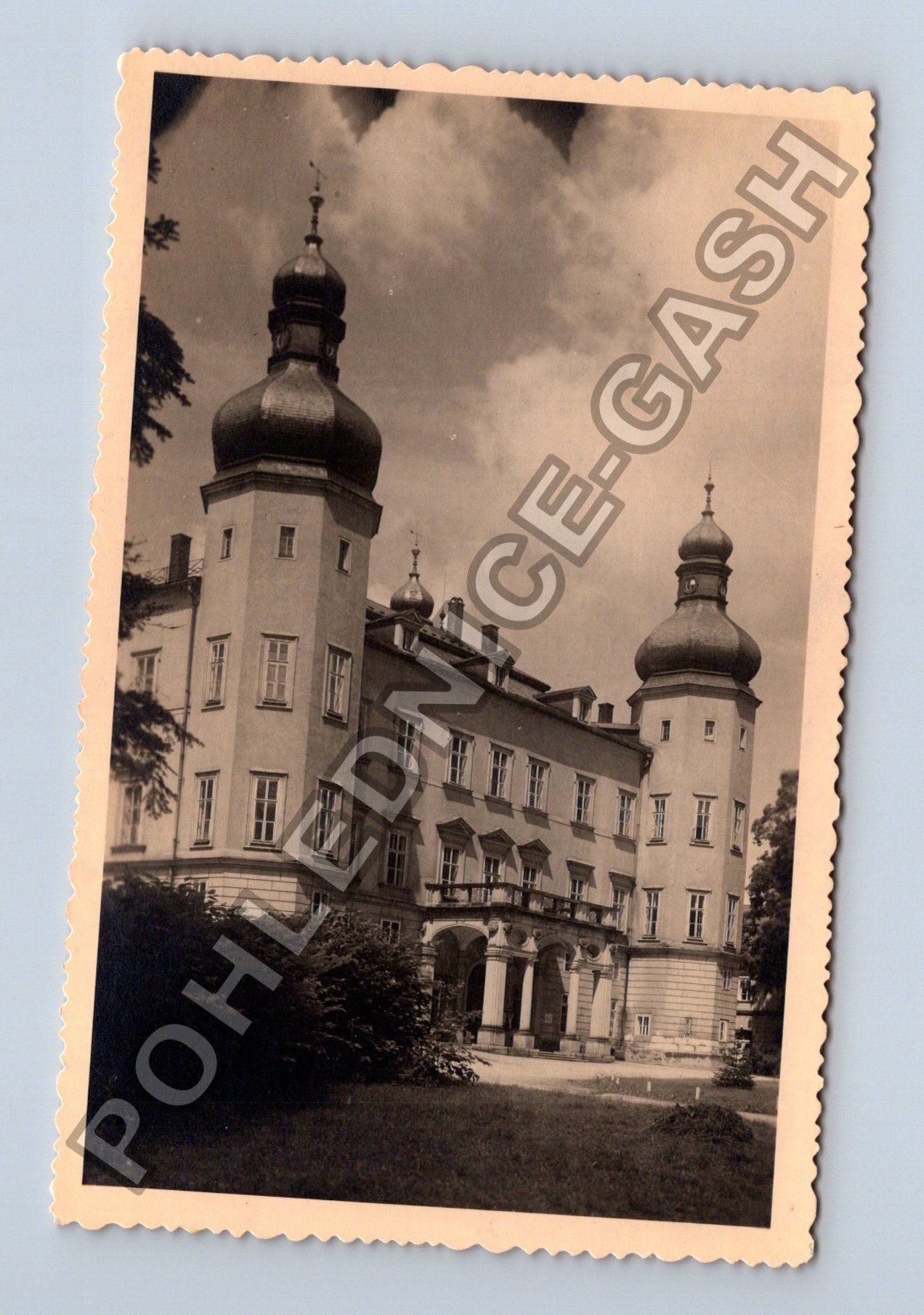 Pohlednice Vrchlabí klášter (M38056)