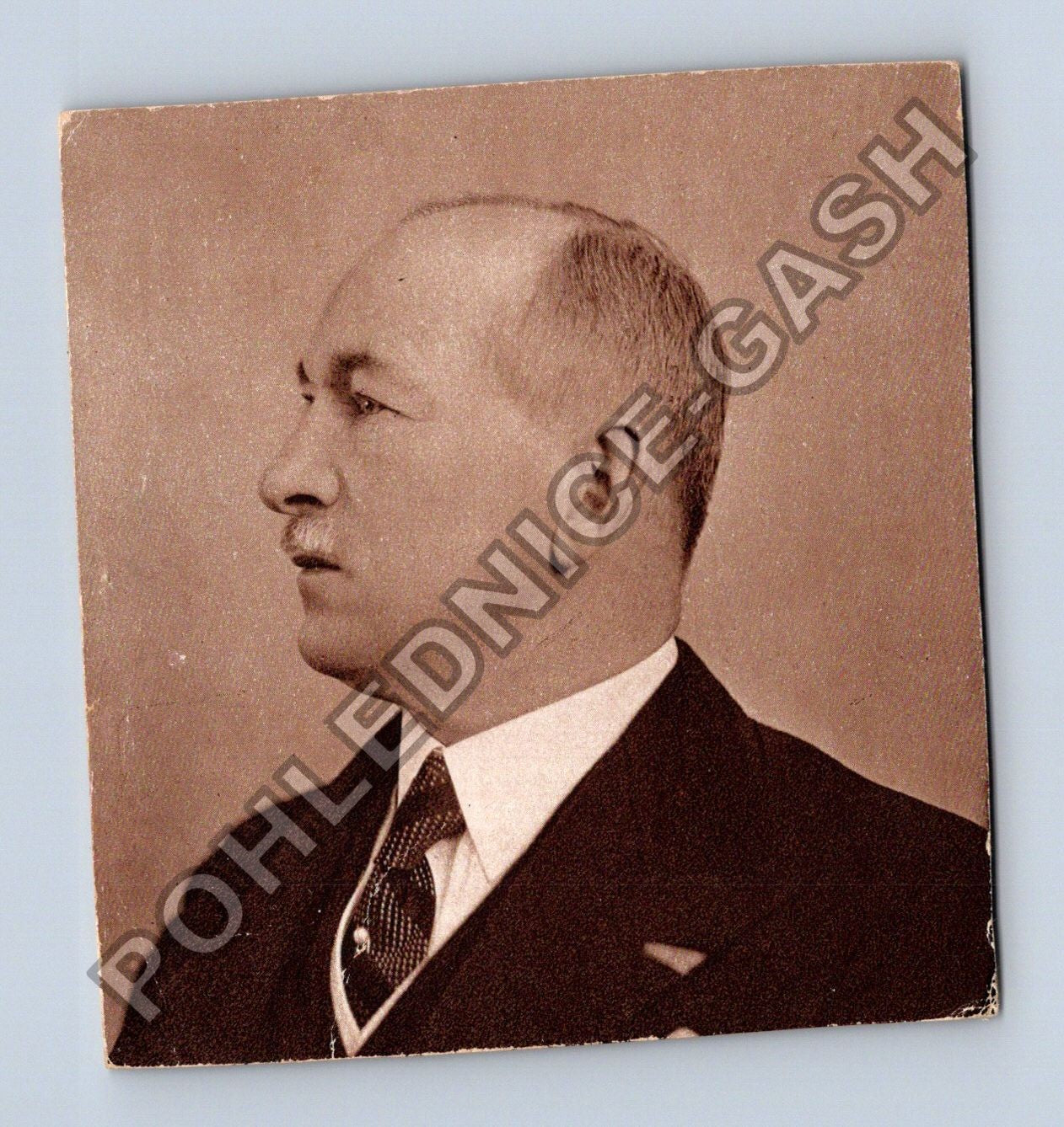 Pohlednice Muž v obleku portrét 1948 (M38218)