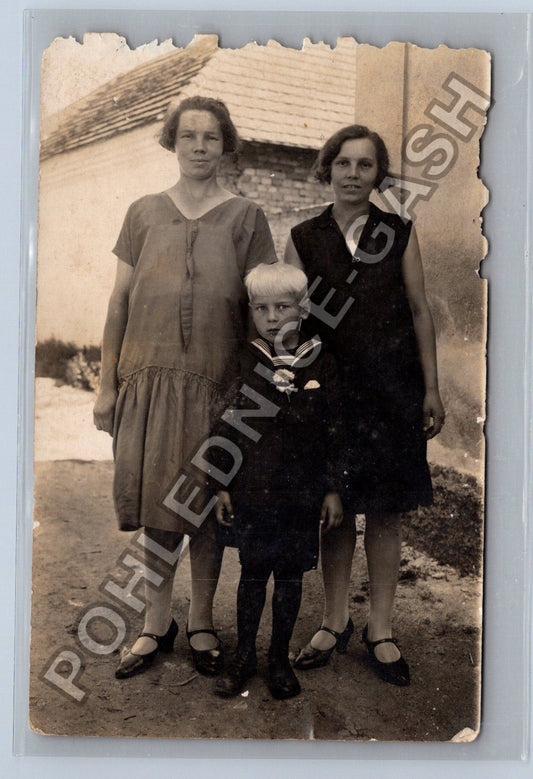 Pohlednice Rodinná fotografie 1932 Mělník (M38570)