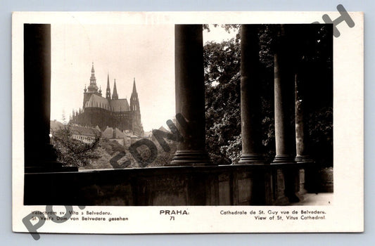 Pohlednice Praha katedrála sv Víta z Belvederu prošlá (M386)