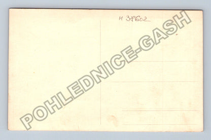 Pohlednice Dítě v ateliéru (M38602)