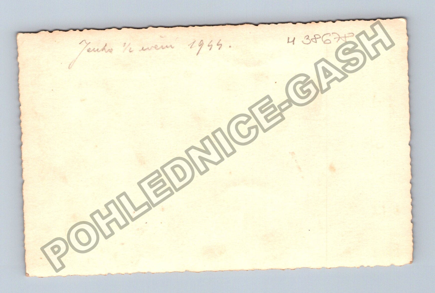 Stará fotografie Žena s dítětem 1944 (M38678)