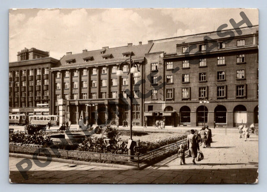 Pohlednice Ostrava náměstí Vítězného února 1952 (M387)