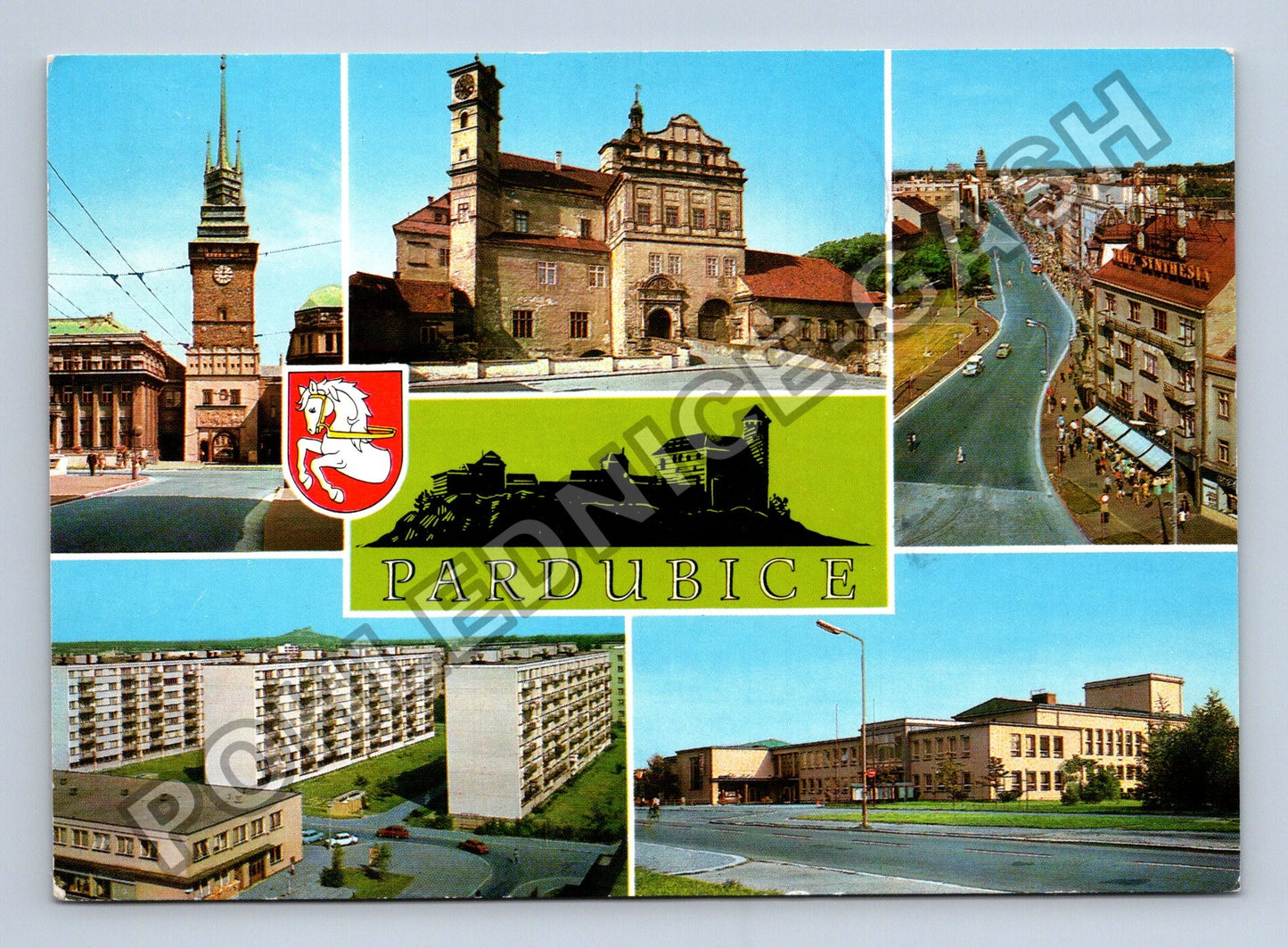 Pohlednice Pardubice zámek třída Míru sídliště (M38792)