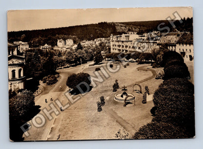 Pohlednice Mariánské Lázně park s fontánou 1954 (M38933)