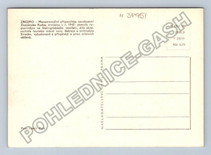 Pohlednice Znojmo Stalinovo náměstí pomník Rudé armády (M38951)