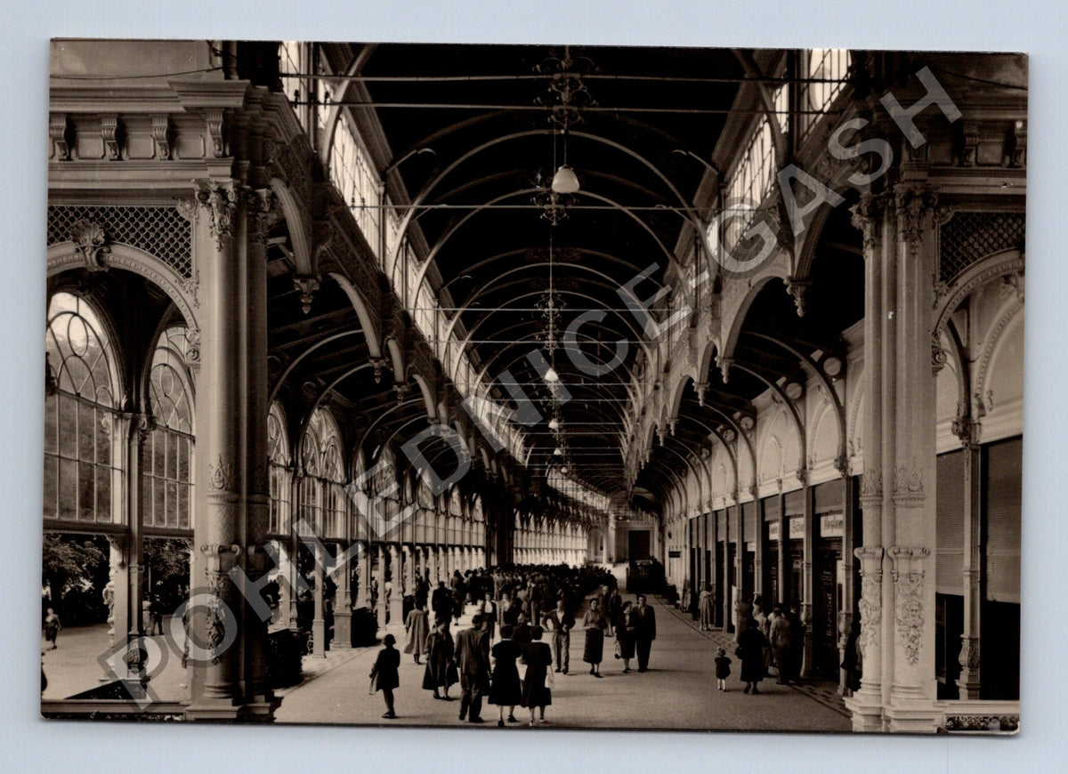 Pohlednice Mariánské Lázně Kolonáda Maxima Gorkého (M38954)