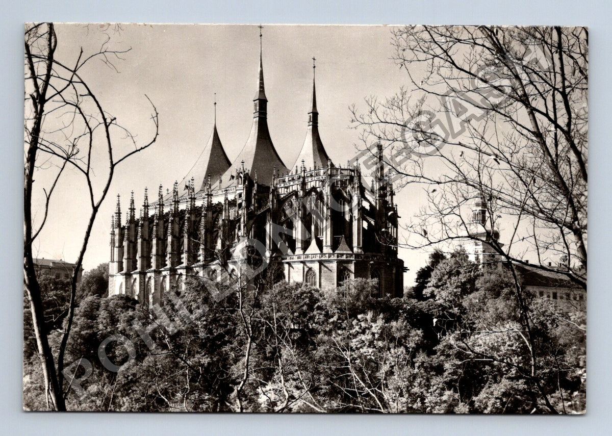 Pohlednice Kutná Hora chrám sv Barbory 1965 (M38964)
