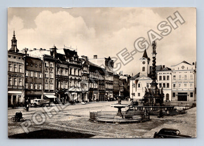 Pohlednice Broumov náměstí s morovým sloupem a kašnou (M38983)