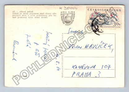 Pohlednice celkový pohled na město s kostelem a zámkem (M38984)