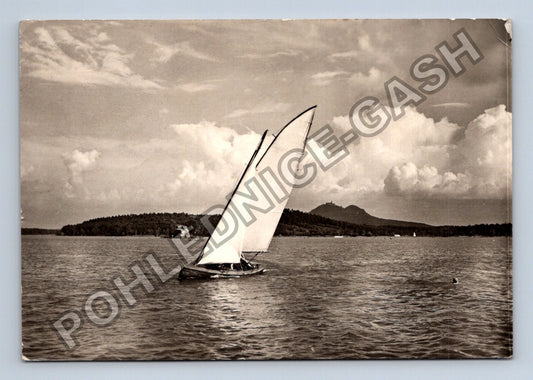 Pohlednice Máchovo jezero plachetnice hrad Bezděz (M39010)