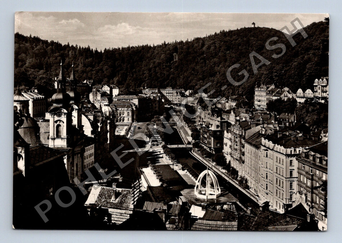 Pohlednice Karlovy Vary pohled na lázeňskou čtvrť (M39064)