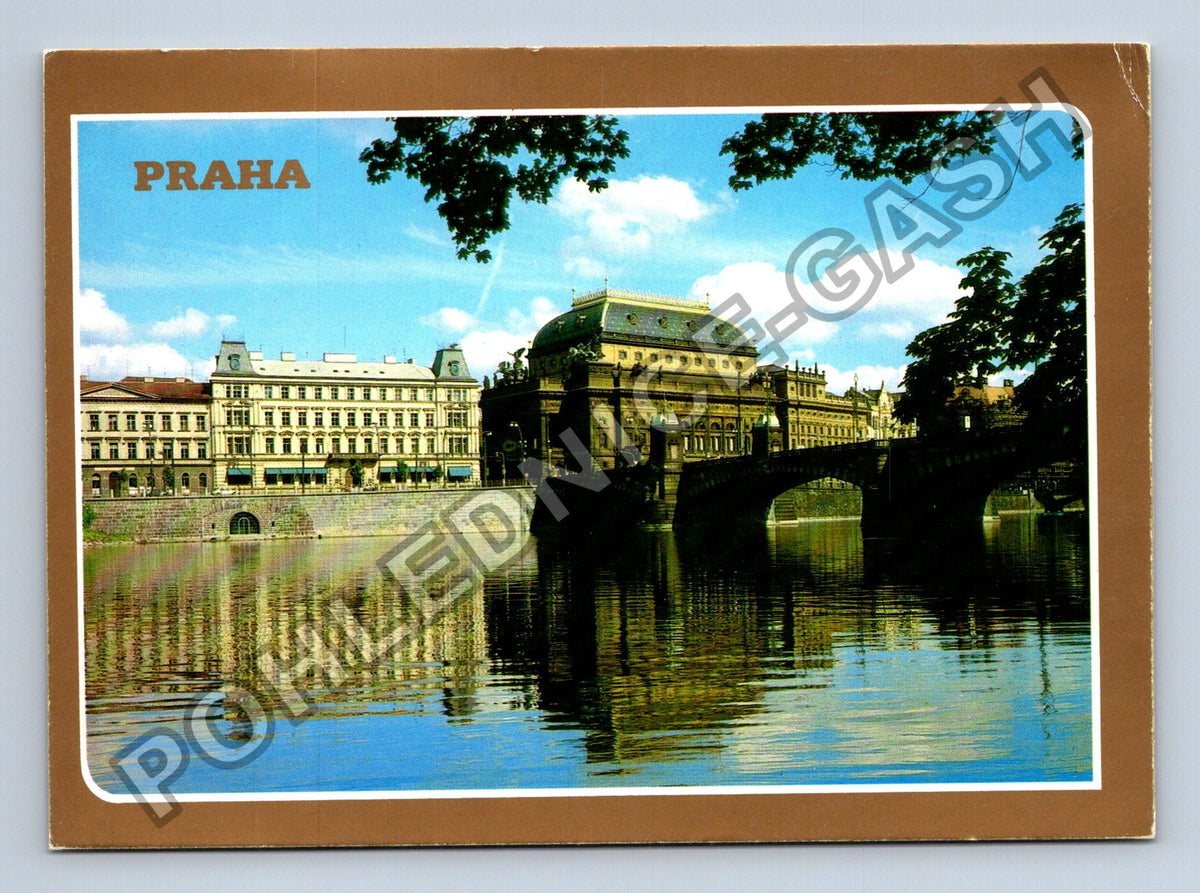 Pohlednice Praha Národní divadlo Vltava (M39141)