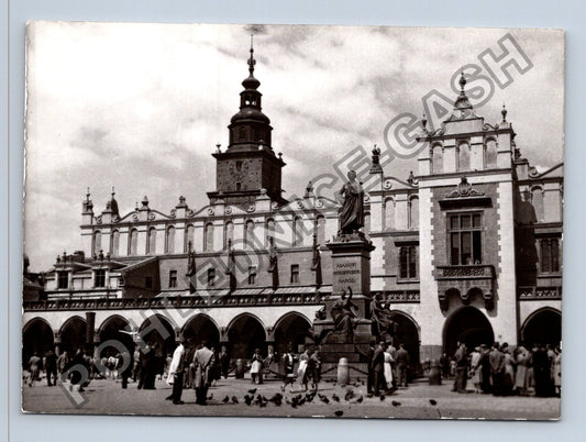 Pohlednice Polsko Krakow Pomnik Mickiewicza Sukiennice (M39236)