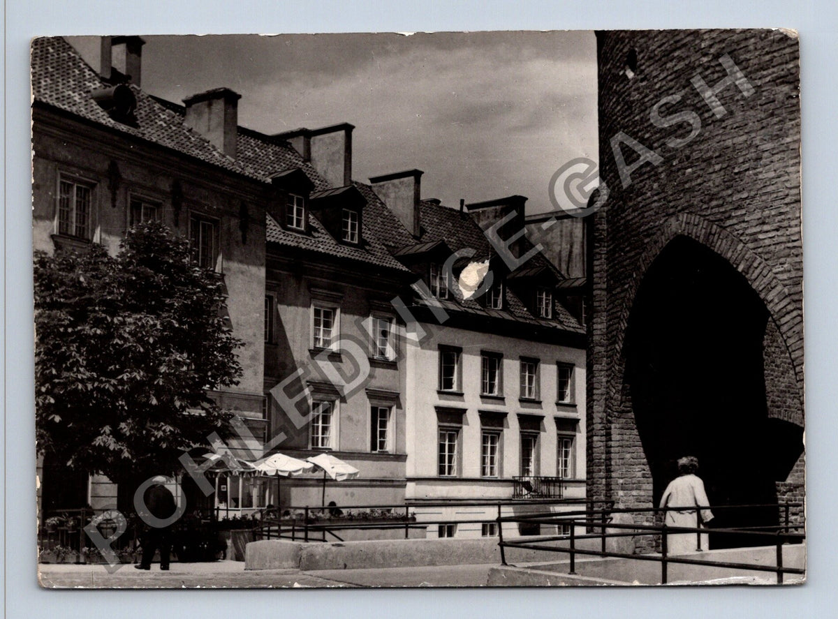 Pohlednice Polsko Varšava Zaułek staromiejski 1958 (M39247)