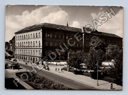 Pohlednice Slovensko Bratislava Krajský ústav nár. zdravia (M39338)