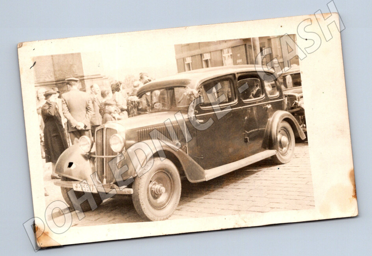 Pohlednice historický automobil – Praha foto Jan Kovář (M3936)